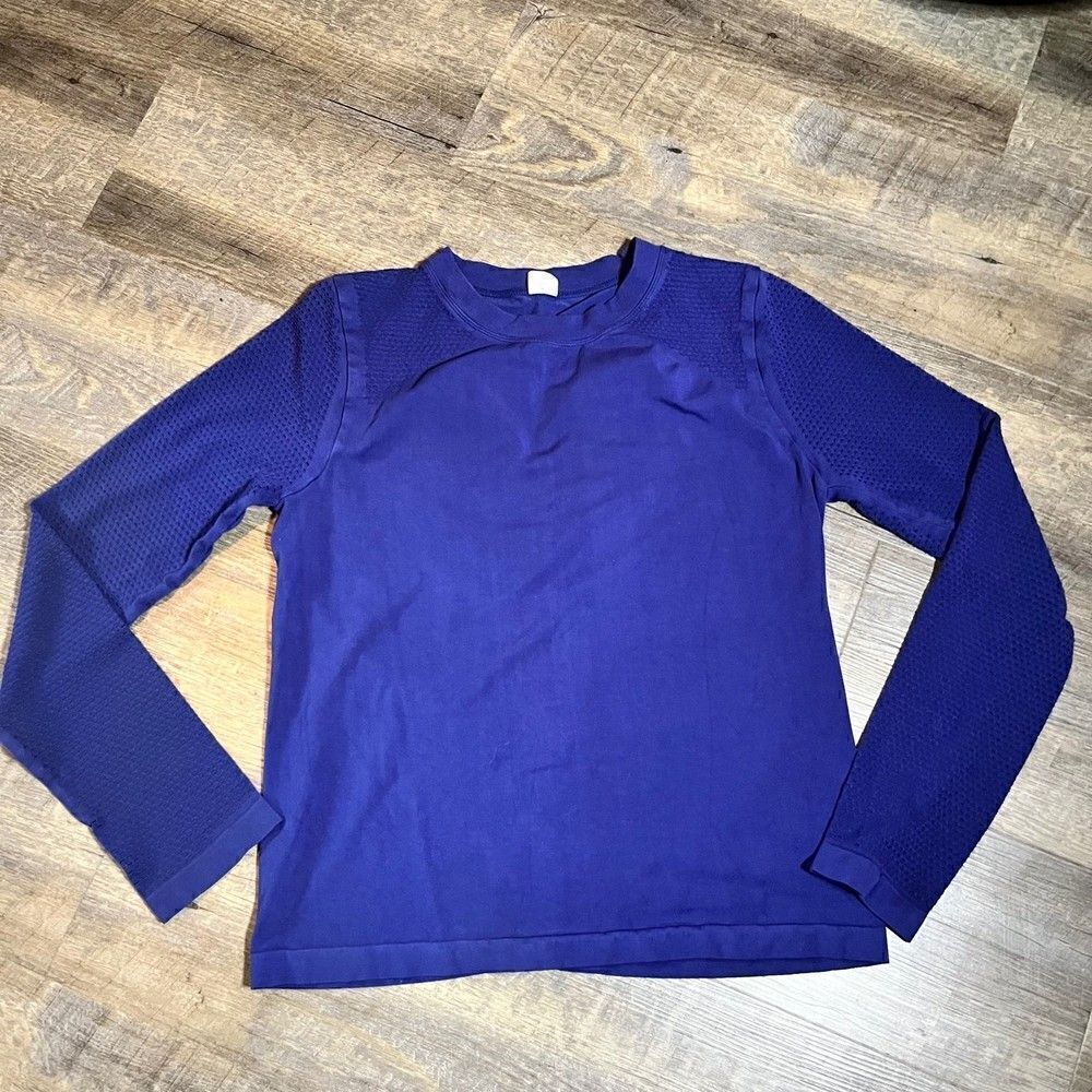 Fabletics Long Sleeved Activewear Mesh Top Size Large